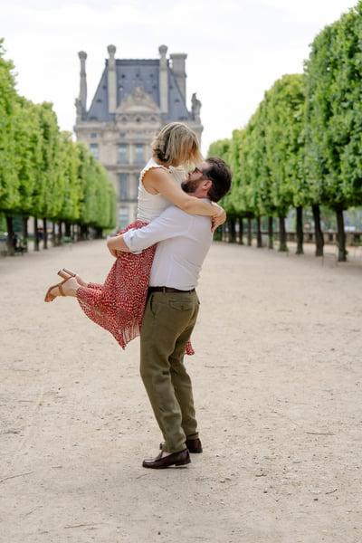 Engagement photos from paris