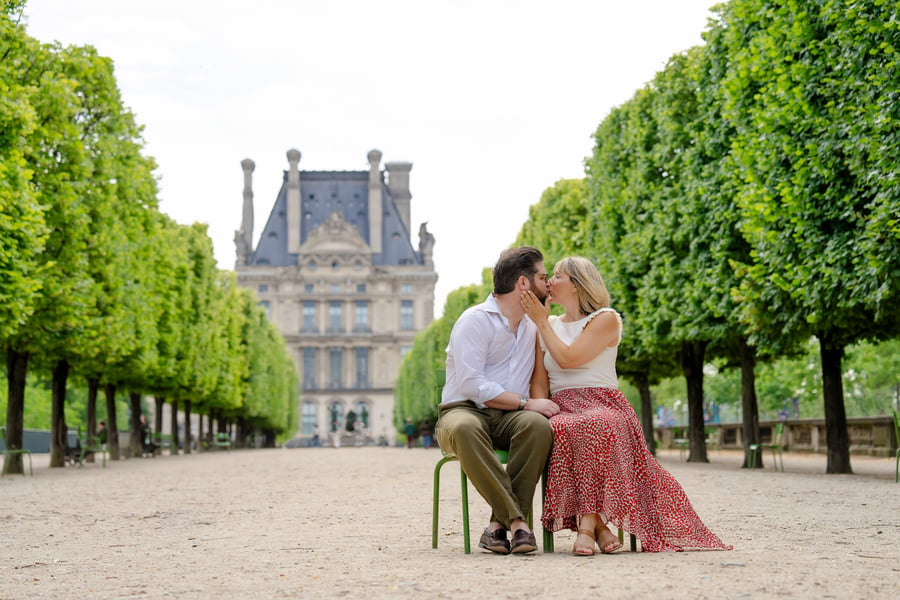 Engagement photos from paris